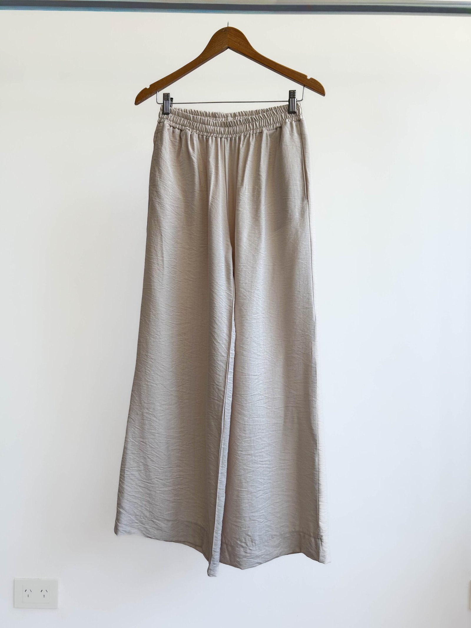 Variation picture for Beige