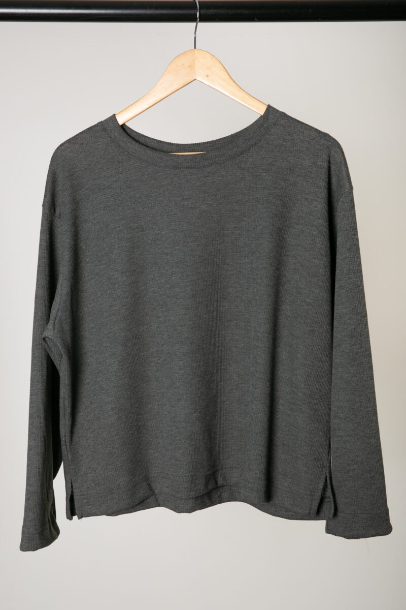 REMERA PILY MANGA LARGA - Imagen 16