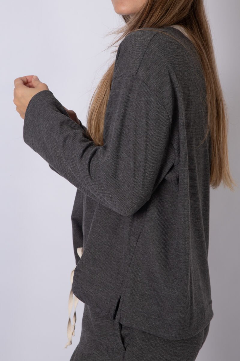REMERA PILY MANGA LARGA - Imagen 3