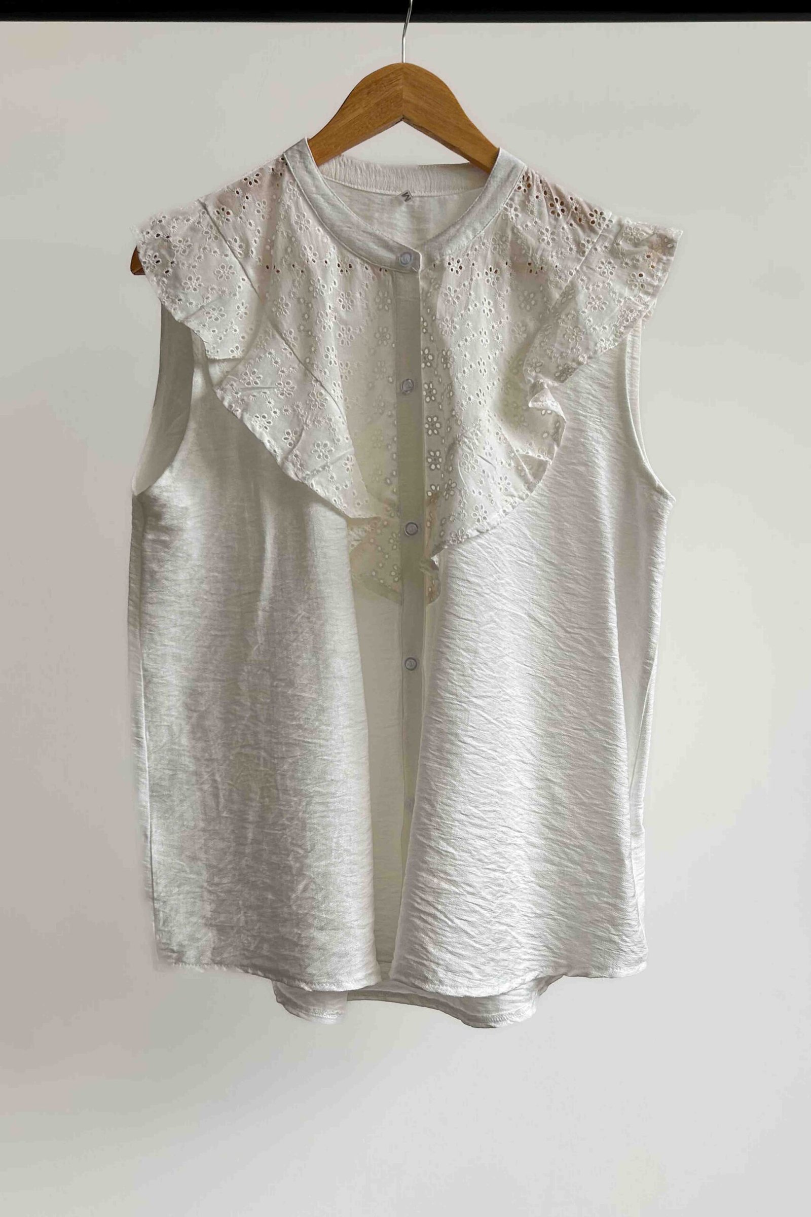 BLUSA MARISA CON BRODERIE - Imagen 2