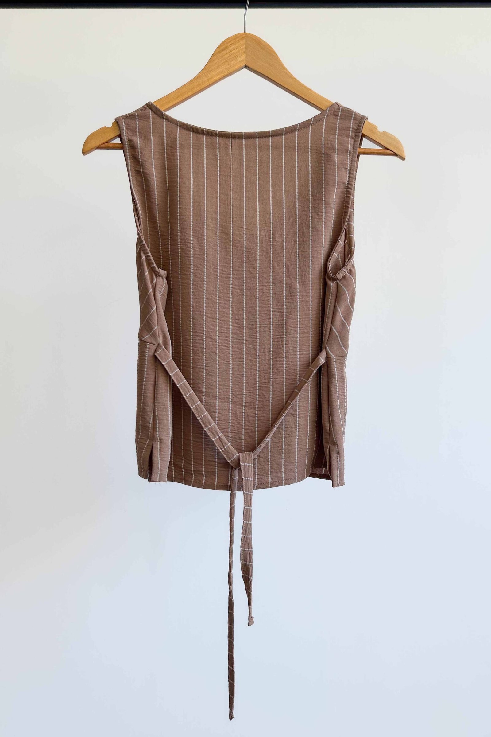 MUSCULOSA KENIA CON LAZO CREPE - Imagen 11