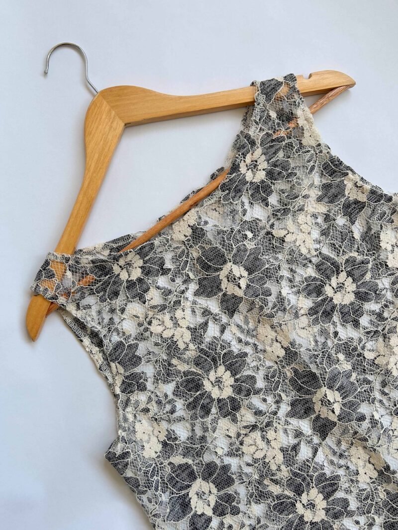 MUSCULOSA LARA  ENCAJE