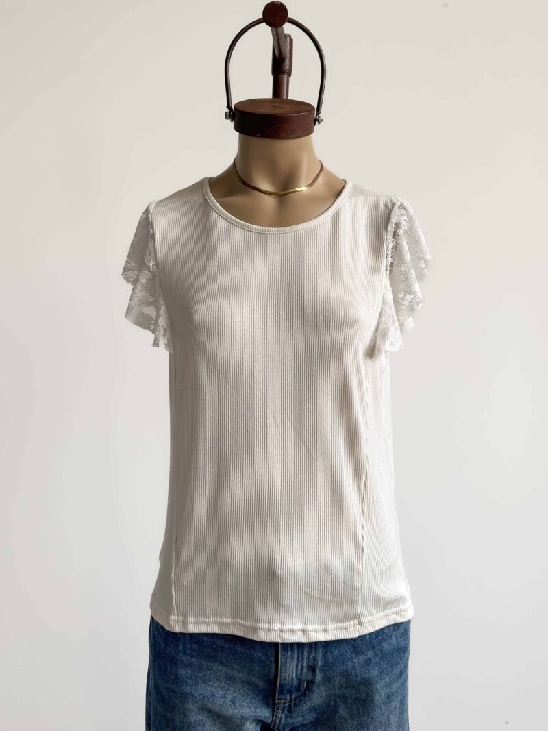 MUSCULOSA SALMA  CON PUNTILLA