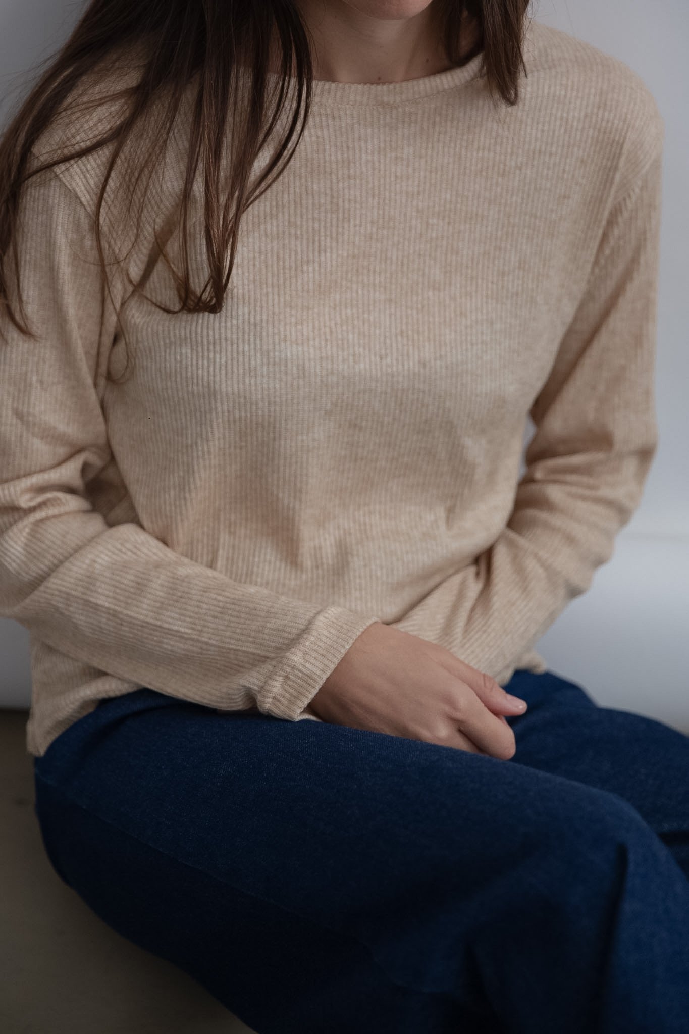 REMERA MINERVA MANGA LARGA CON TAJO ANGORA MORLEY - Imagen 3