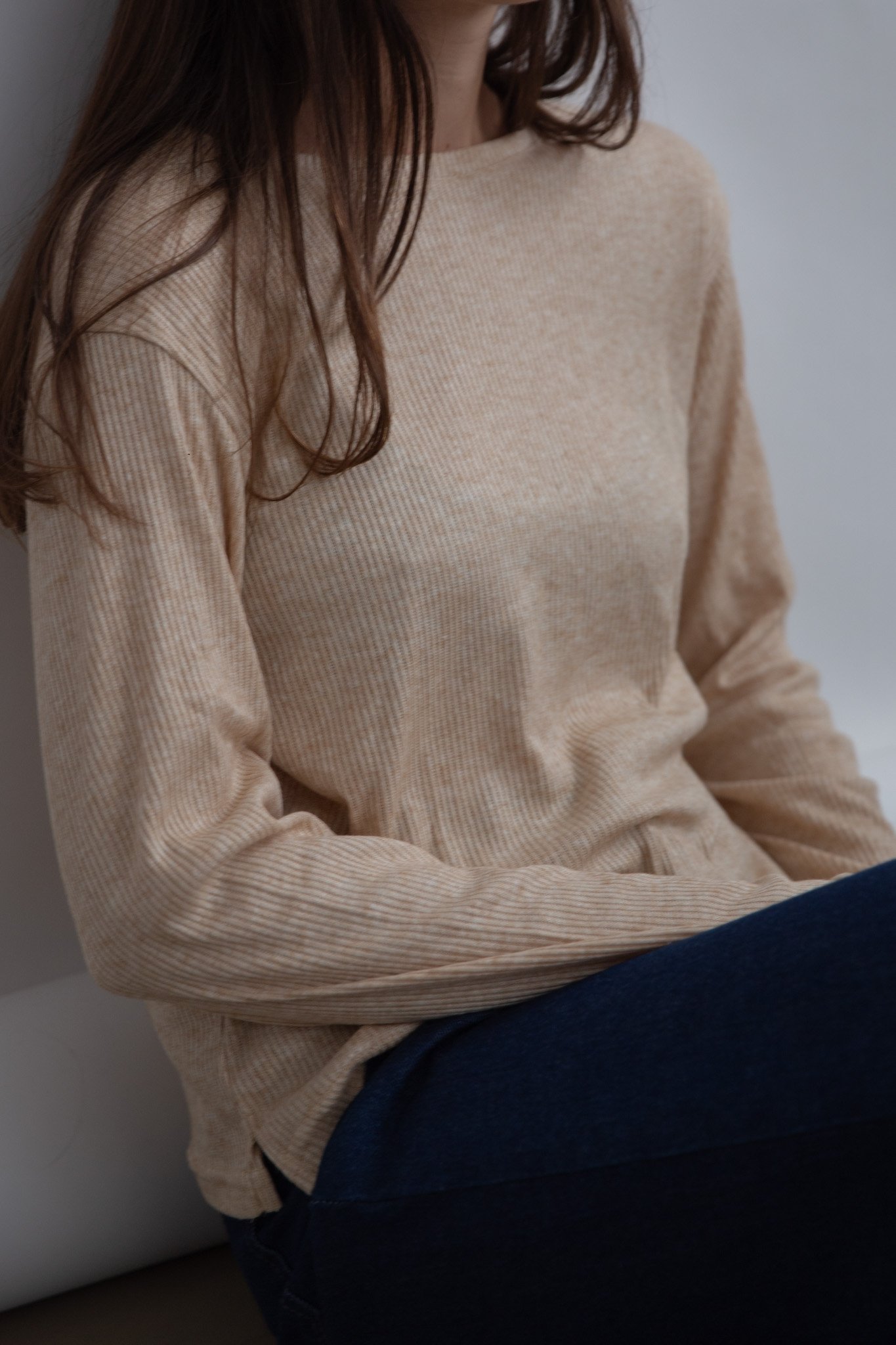 REMERA MINERVA MANGA LARGA CON TAJO ANGORA MORLEY - Imagen 4