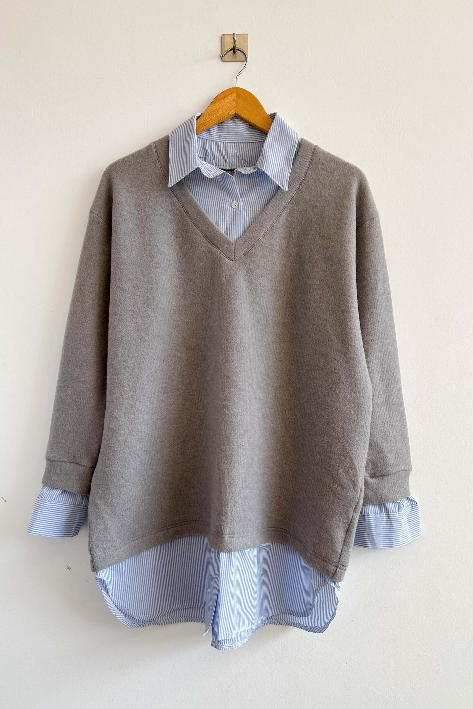 Variation picture for Gris raya fina celeste Variation picture for Gris raya fina celeste