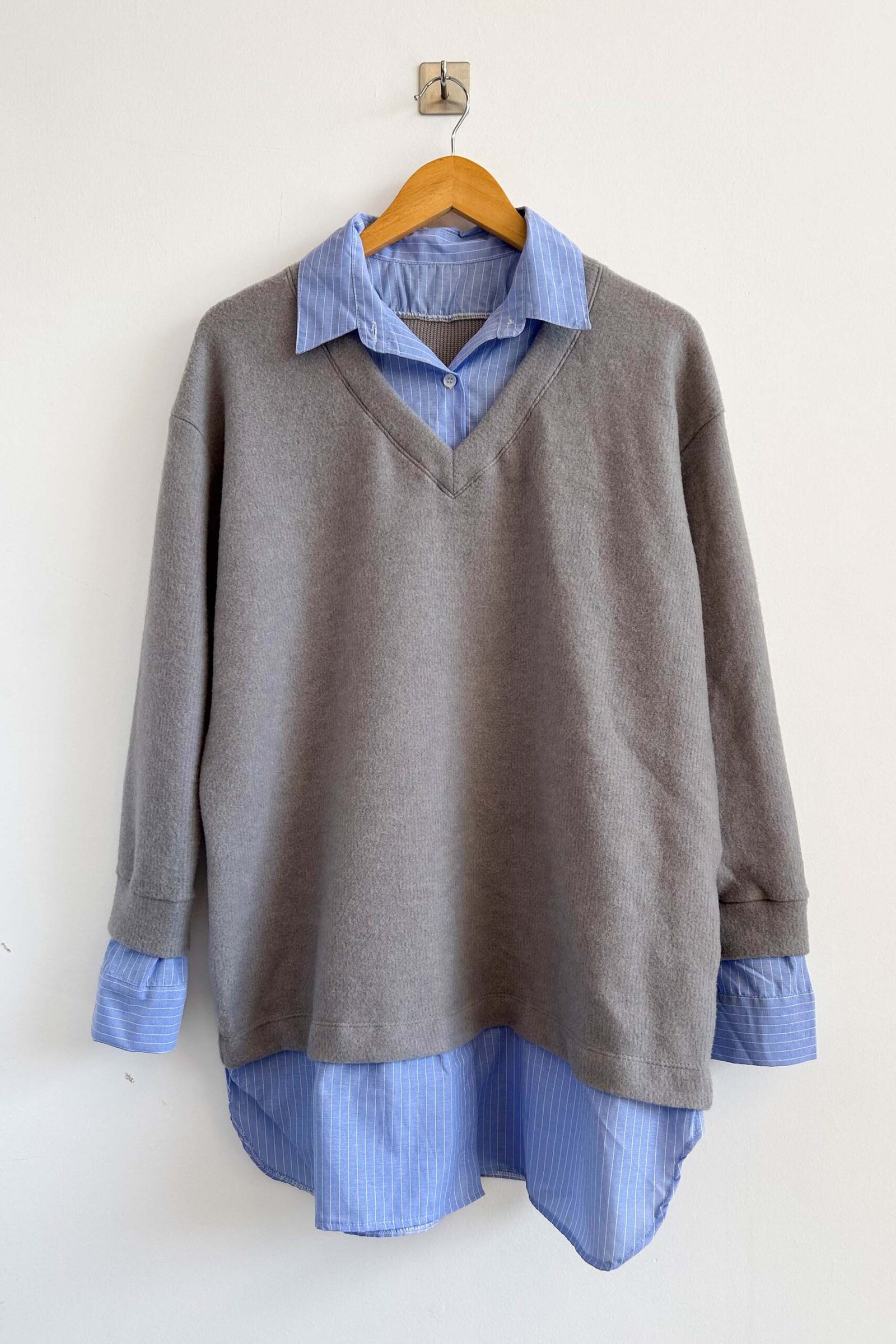 Variation picture for Gris raya fina azul Variation picture for Gris raya fina azul