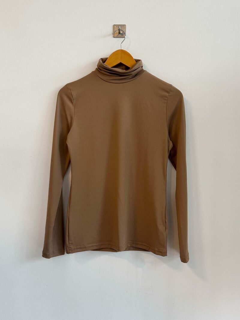 POLERA ORIANA M/LARGA MODAL GAMUZA