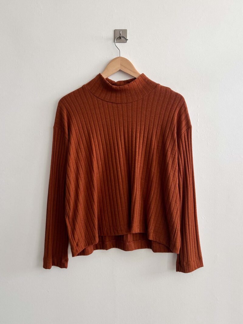 POLERA AGATA M/LARGA MORLEY ACANALADO