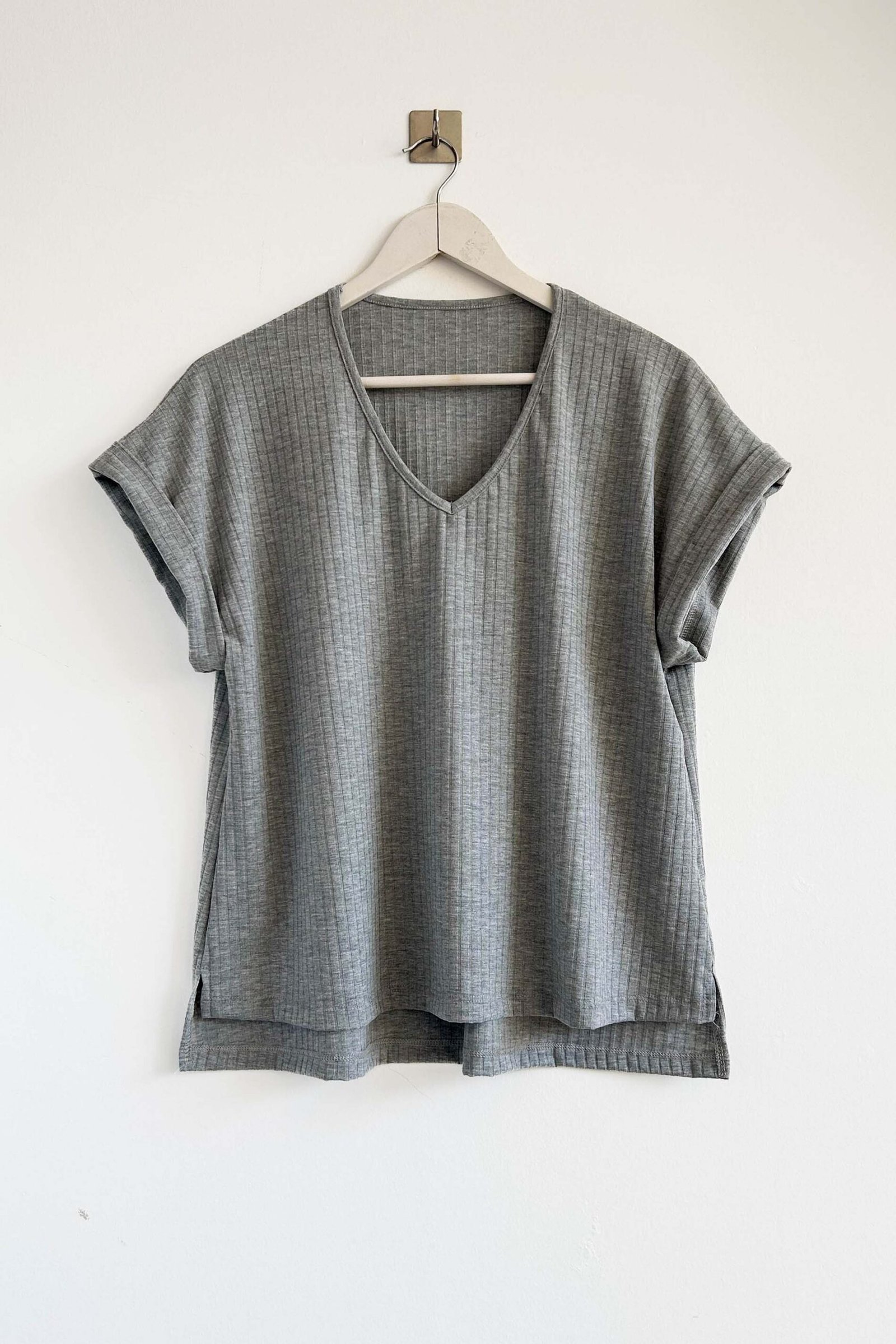 REMERA MADISON MORLEY VISCOSA - Imagen 9