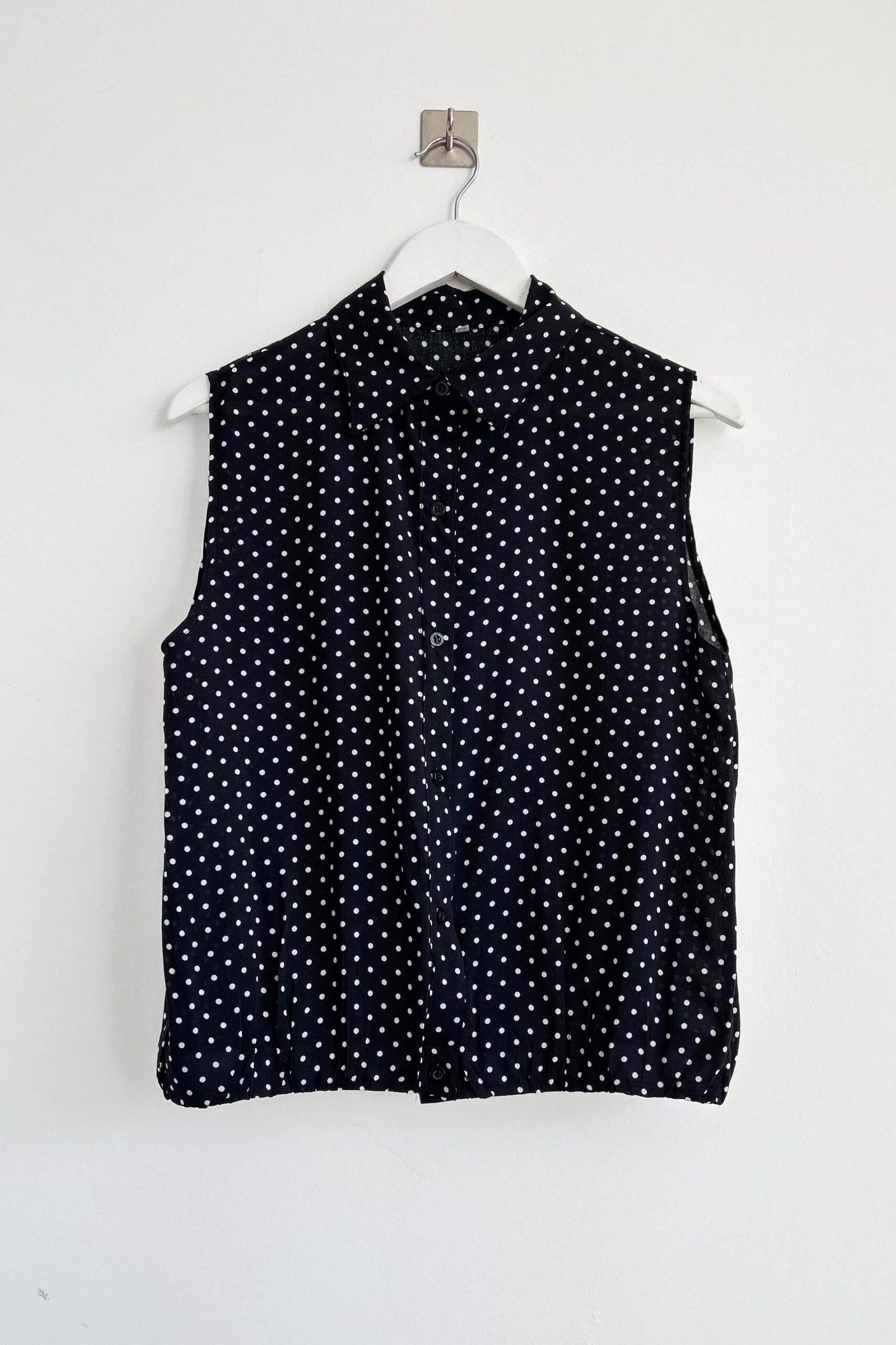 CAMISA AMALFI S/ MANGAS Y ELASTICO LUNARES - Imagen 4