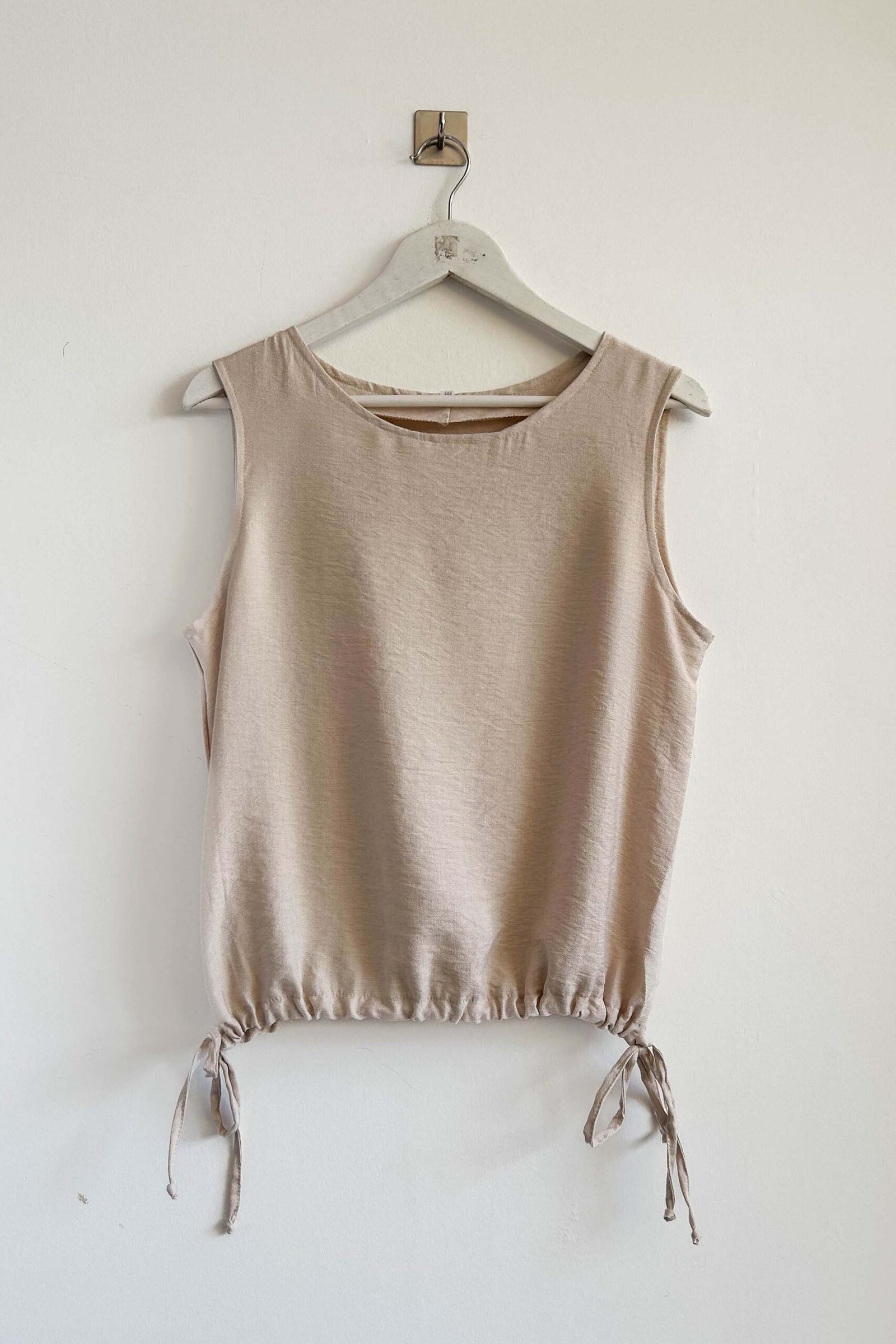 MUSCULOSA TAMARA CON TIRA PARA ATAR DERBY - Imagen 5