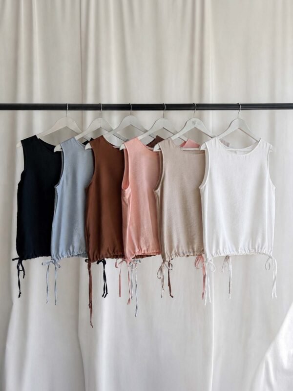 MUSCULOSA TAMARA CON TIRA PARA ATAR DERBY