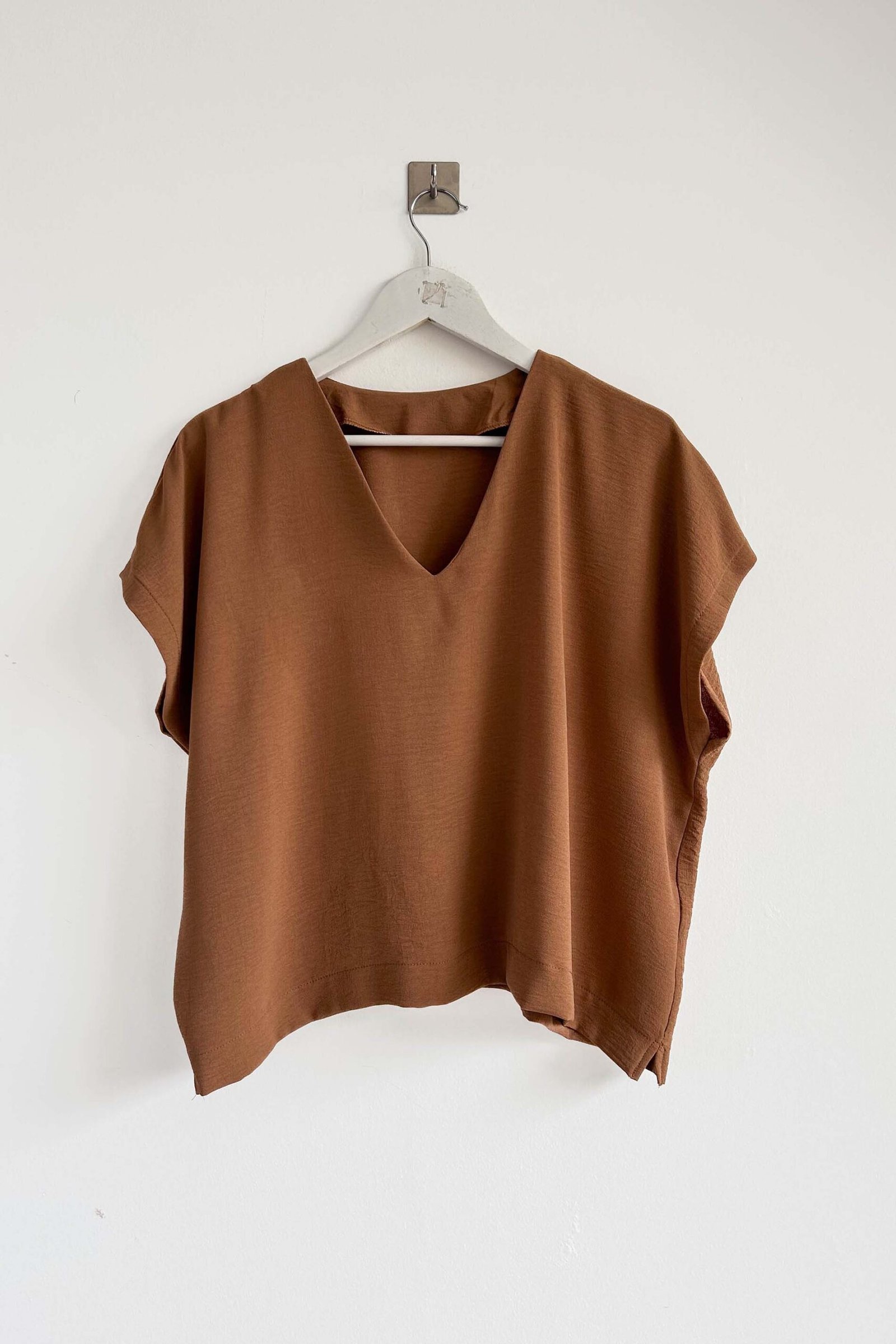REMERA VALEN CUELLO V (LISBOA) - Imagen 9