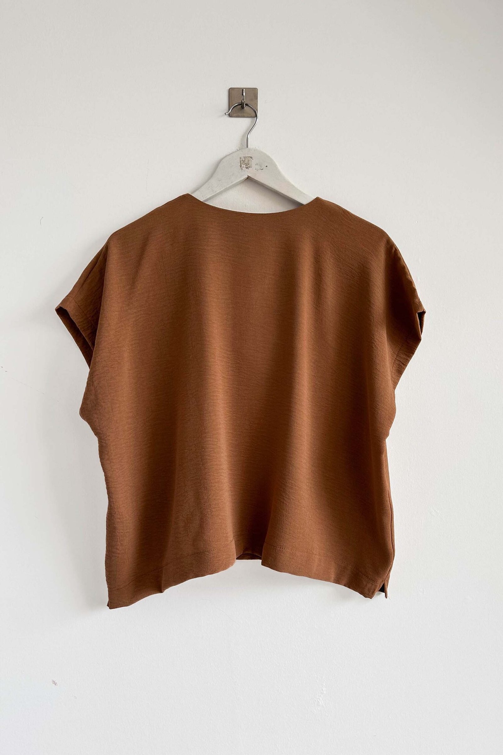 REMERA VALEN CUELLO V (LISBOA) - Imagen 10
