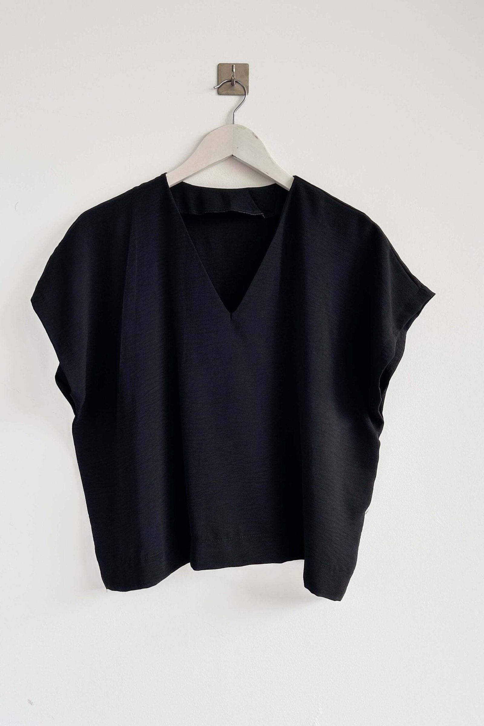 REMERA VALEN CUELLO V (LISBOA) - Imagen 11